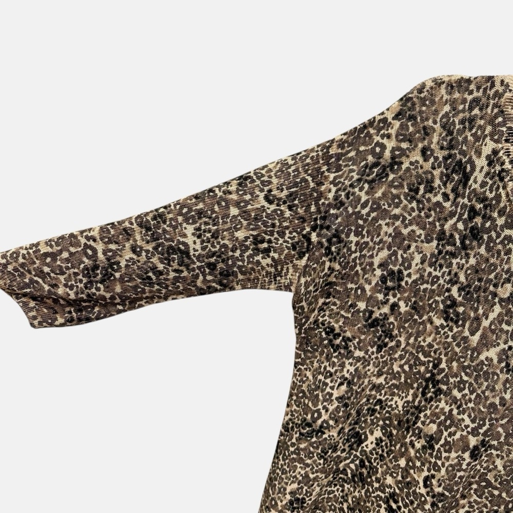 Aritzia Wilfred Balzac artsy contemporary leopard print silk cashmere sweater - Picture 7 of 12